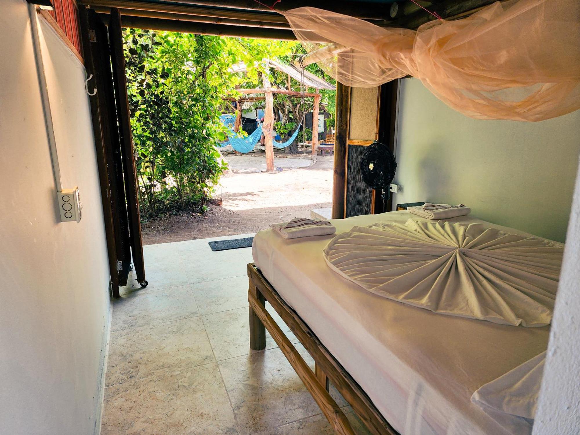 El Hamaquero Hostal Econativo Isla Grande  Exterior photo