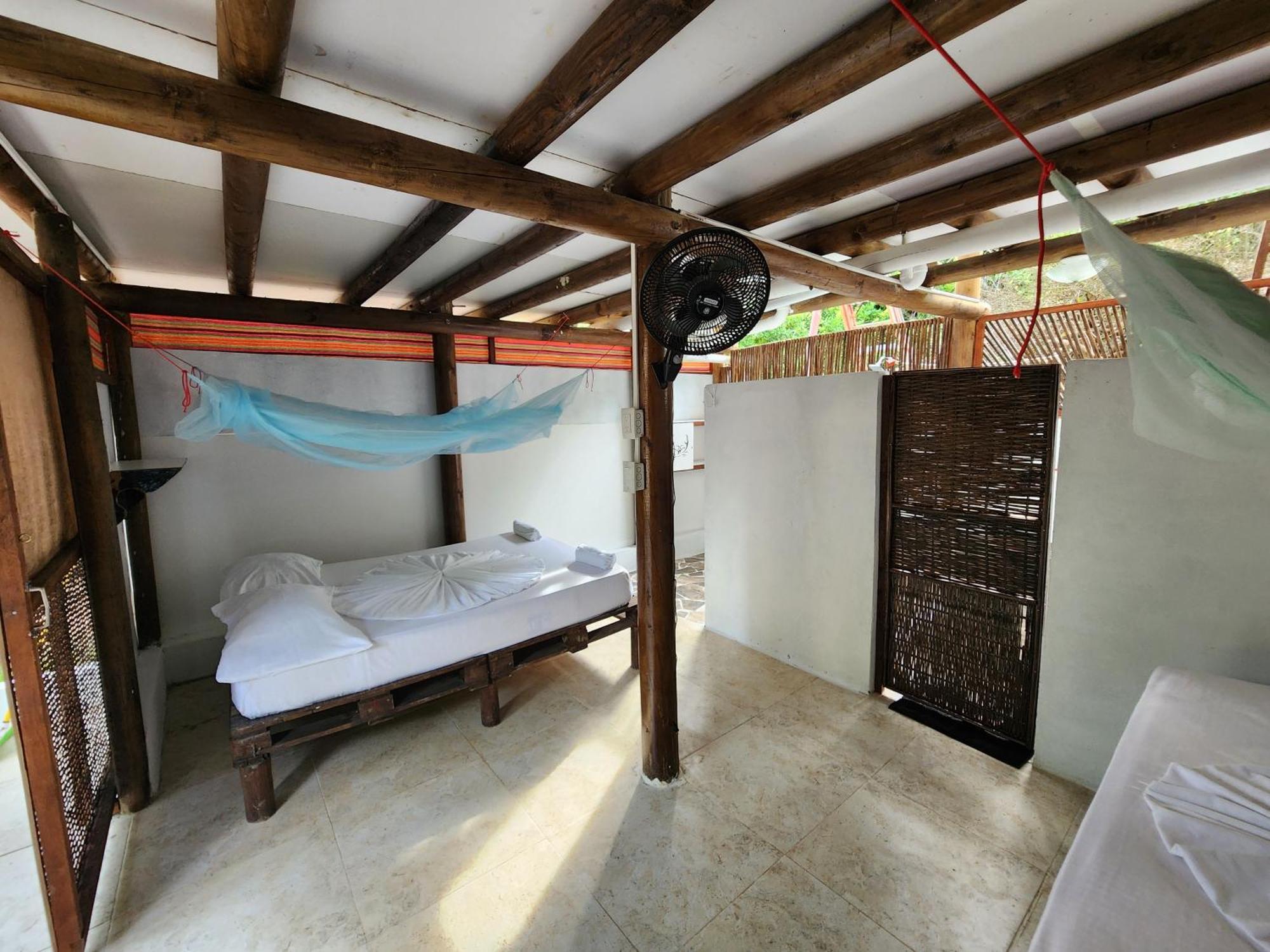 El Hamaquero Hostal Econativo Isla Grande  Exterior photo